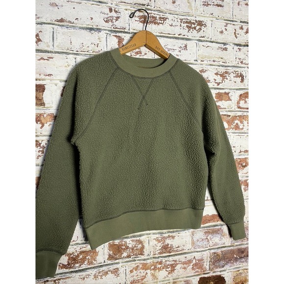 Everlane The ReNew Fleece Olive Raglan Pullover Sweatshirt - Picture 3 of 9